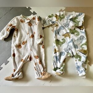 Carter’s 3-month fleece zipper bundle